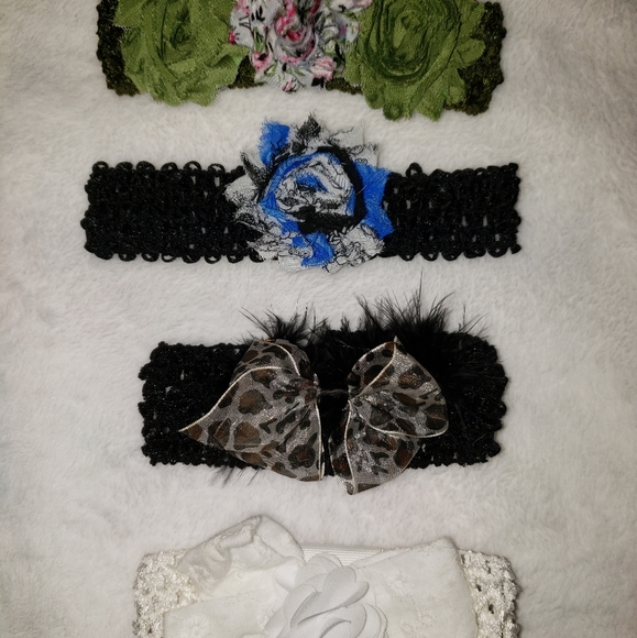 Bows - Picture 3 of 3